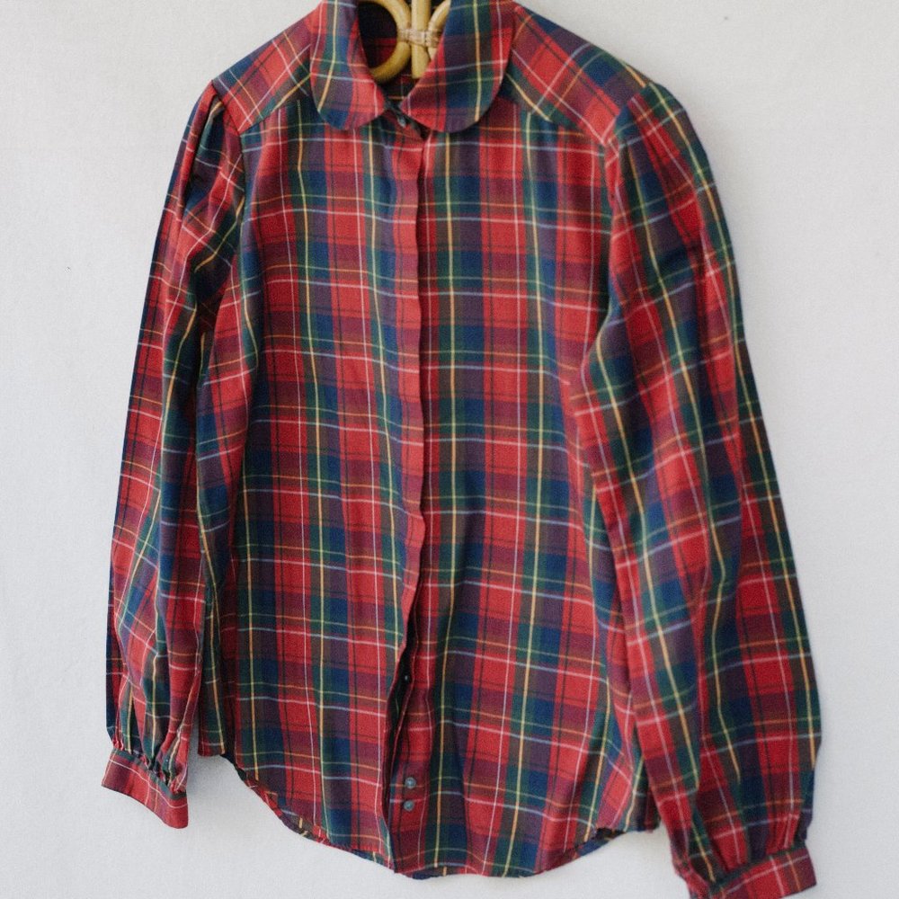 Vintage 1980’s red plaid long sleeve button down shirt - Picture 3 of 4